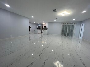 1720 SW 13th St in Boca Raton, FL - Building Photo - Building Photo