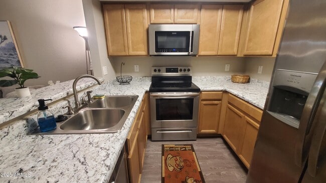 1331 W Baseline Rd in Mesa, AZ - Building Photo - Building Photo