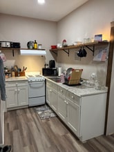 214 Main St in Caryville, TN - Foto de edificio - Building Photo