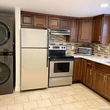 102 Case Ave in Patchogue, NY - Building Photo - Building Photo