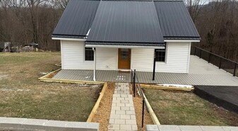 520 Virginia Ave in Marion, VA - Building Photo