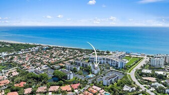 1605 S US Hwy 1, Unit B302 in Jupiter, FL - Building Photo