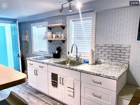 70 E Grand Ave, Unit 112 in Old Orchard Beach, ME - Building Photo