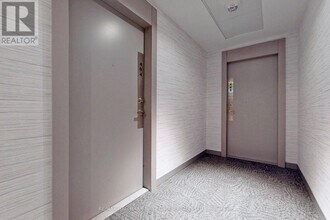 3220-3220 Sheppard Ave E in Toronto, ON - Building Photo - Building Photo