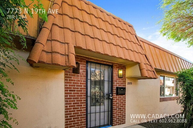 7773 N 19th Ave in Phoenix, AZ - Building Photo - Building Photo