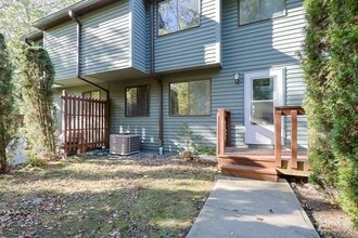 63 Trailside Way in Ashland, MA - Building Photo - Building Photo