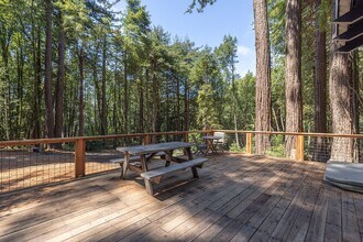 750 Jonive Rd in Sebastopol, CA - Building Photo - Building Photo