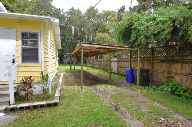 738 E Valencia St in Lakeland, FL - Building Photo - Building Photo