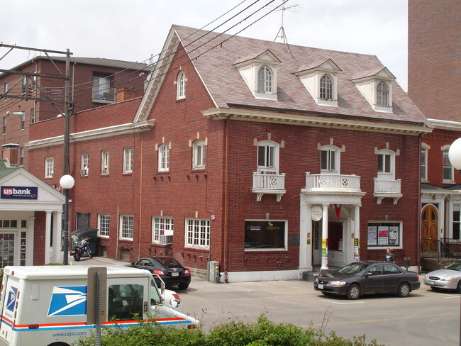 13 S Linn St, Unit 8
