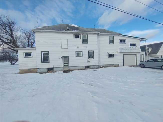 3389 Lower Maple Ave in Elmira, NY - Building Photo - Building Photo