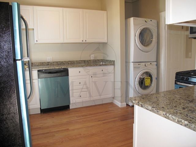 515 Medford St in Somerville, MA - Building Photo - Building Photo