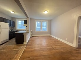 220 S Harrison St, Unit 23 in East Orange, NJ - Building Photo