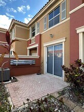 6202 NW 115th Pl in Doral, FL - Building Photo - Building Photo