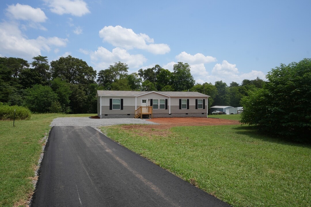 1812 S Odell Rd in Maryville, TN - Building Photo