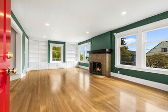 8502 15th Ave NE in Seattle, WA - Building Photo - Building Photo