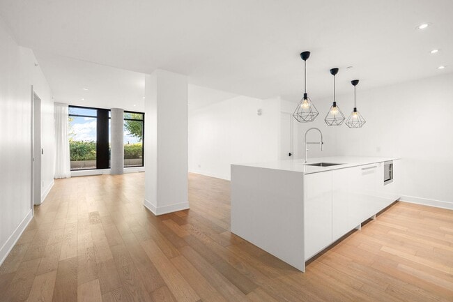 property at 1010 Rue de la Commune E