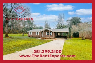 7979 Domain St in Mobile, AL - Building Photo - Building Photo