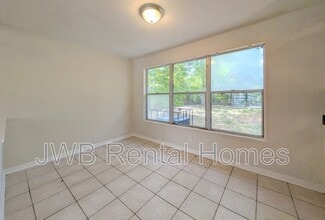 7930 Limoges Dr S in Jacksonville, FL - Building Photo - Building Photo