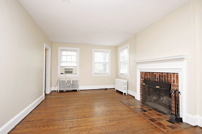 118 Washington Ave in Charlottesville, VA - Building Photo - Building Photo