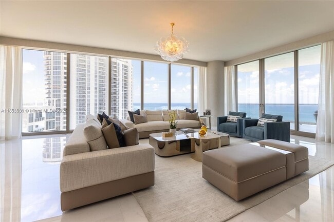 17975 Collins Ave, Unit 3202 in Sunny Isles Beach, FL - Building Photo - Building Photo