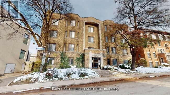 property at 320-320 Lonsdale Rd