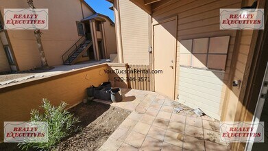 1664 W Park Wood Ln in Tucson, AZ - Building Photo - Building Photo