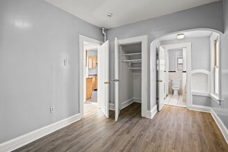 73 N 14th St, Unit 2 in East Orange, NJ - Foto de edificio - Building Photo