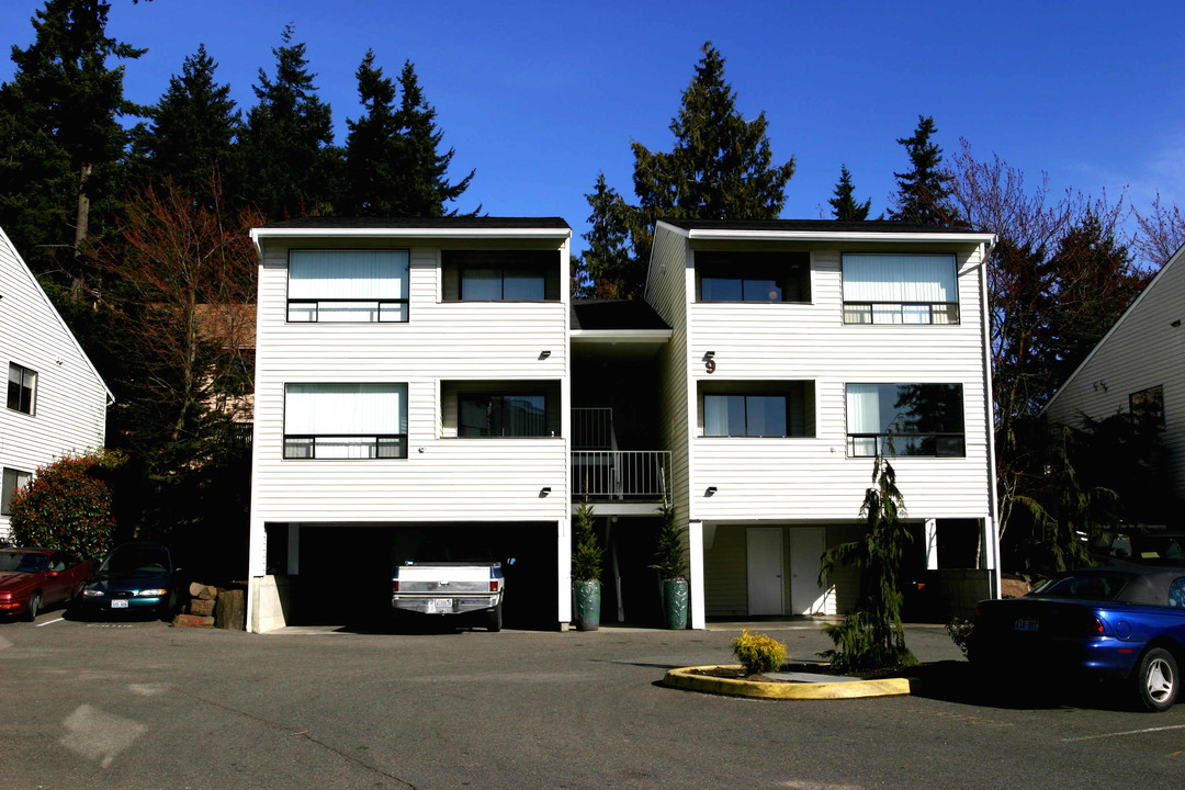 Shoreline Village Condos in Shoreline, WA - Building Photo