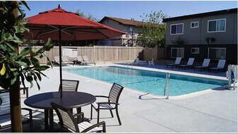 Ethan Terrace Apartments in Sacramento, CA - Building Photo