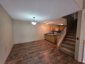 2066 Willow Cir in Centerville, MN - Building Photo - Building Photo