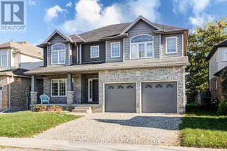 722 Normandy Dr in Woodstock, ON - Building Photo - Building Photo