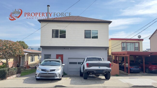 116 Madrone Ave in South San Francisco, CA - Foto de edificio - Building Photo
