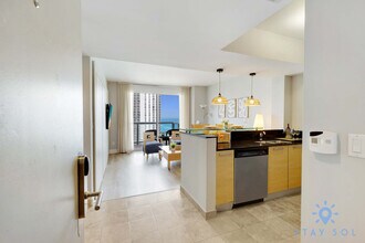18683 Collins Ave in Sunny Isles Beach, FL - Building Photo - Building Photo