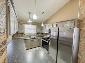 2108 77th St in Lubbock, TX - Building Photo - Building Photo