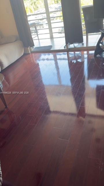 404 NW 68th Ave in Plantation, FL - Foto de edificio - Building Photo