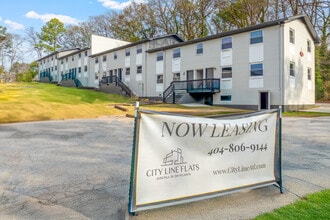 City Line Flats in Atlanta, GA - Building Photo - Building Photo