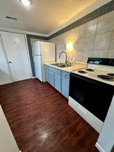 1214 Commercial St in Boonville, MO - Building Photo - Building Photo