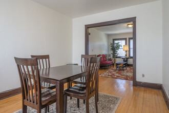 Arboretum Arms in Madison, WI - Building Photo - Interior Photo