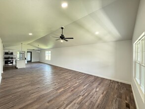 175 Sky View Meadow Dr in Crossville, TN - Building Photo - Building Photo
