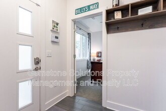 815 Melpark Ct in Berry Hill, TN - Building Photo - Building Photo