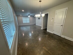 1408 Normalview Dr in Bowling Green, KY - Building Photo - Building Photo