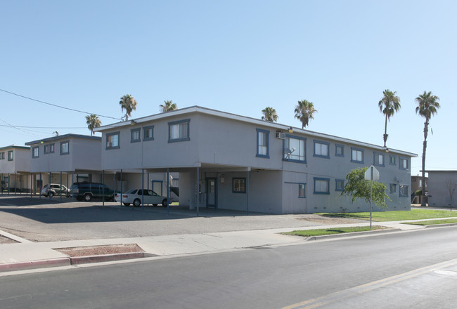 580 Richmond Ave in Hanford, CA - Building Photo - Building Photo