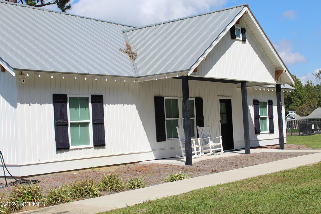 317 Stone Chimney Rd SW in Supply, NC - Building Photo