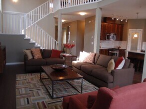 10138 240 St in Maple Ridge, BC - Building Photo - Building Photo