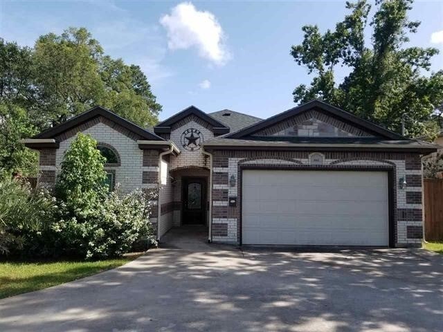 property at 860 Reynolds Ln