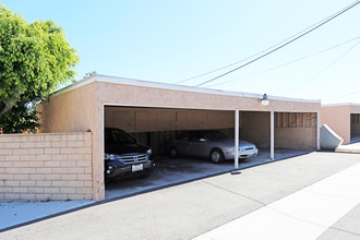 Civic Center Apartments in Brea, CA - Building Photo - Building Photo