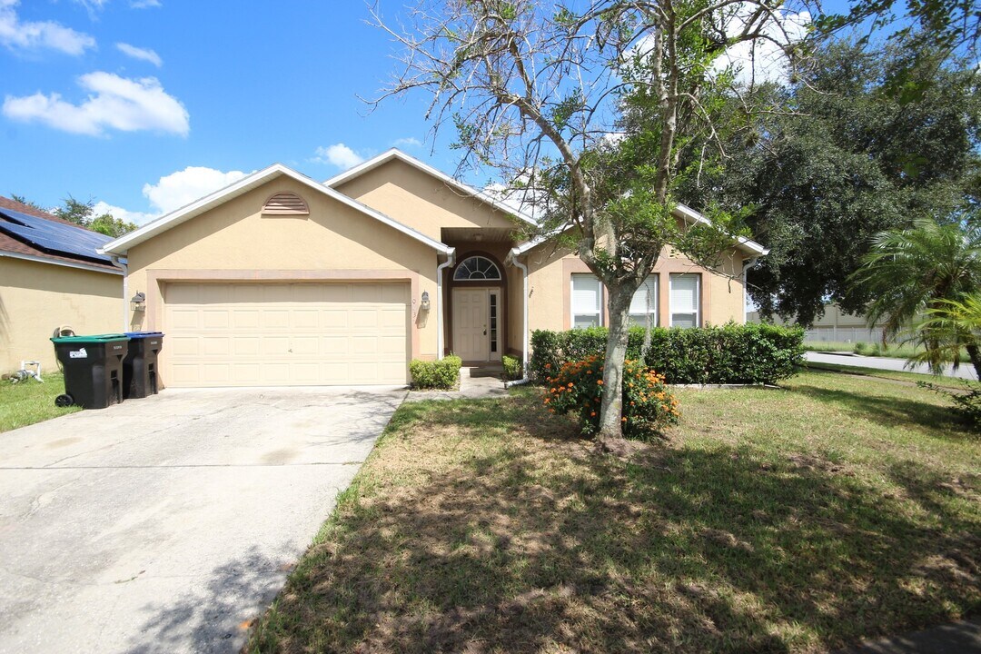 10037 Tikimber Ln in Orlando, FL - Building Photo