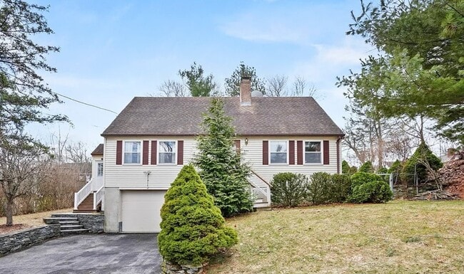 property at 1 Sierra St