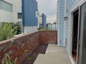 1823 11th St in Santa Monica, CA - Foto de edificio - Building Photo