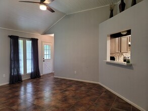6050 Windsong St in Beaumont, TX - Building Photo - Building Photo